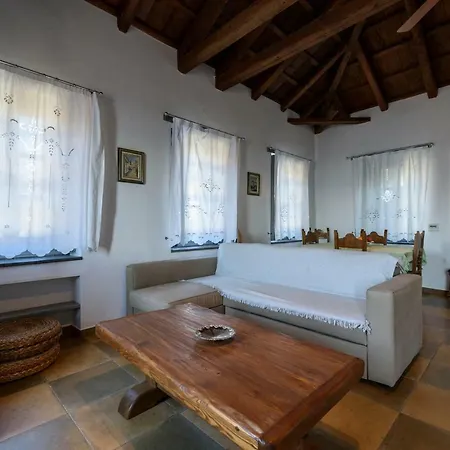 Villa Kk